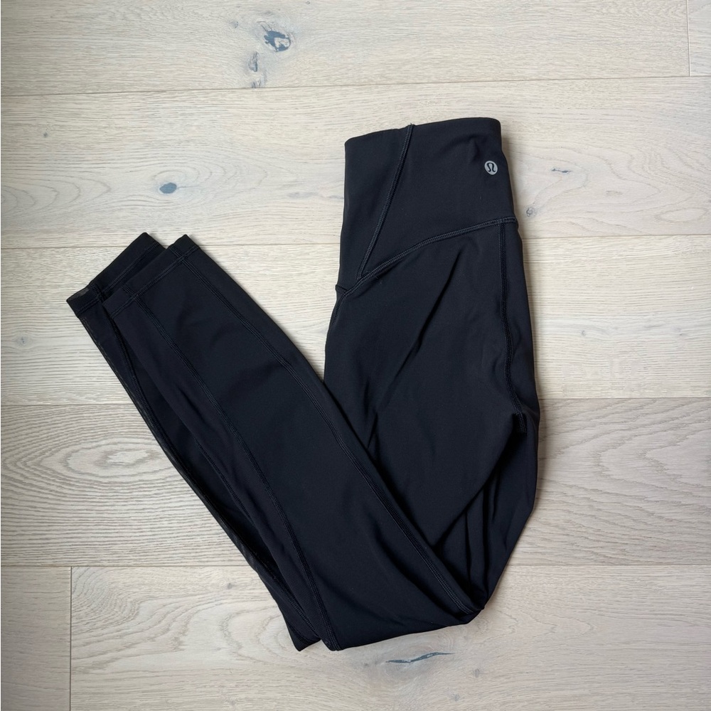Lulu Black Leggings 25”  w Mesh